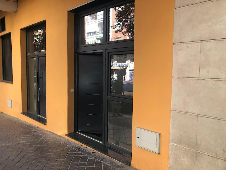 Seco Calle, Precisos Loft Super Equipado Cerca De Metro Pacifico Мадрид Экстерьер фото